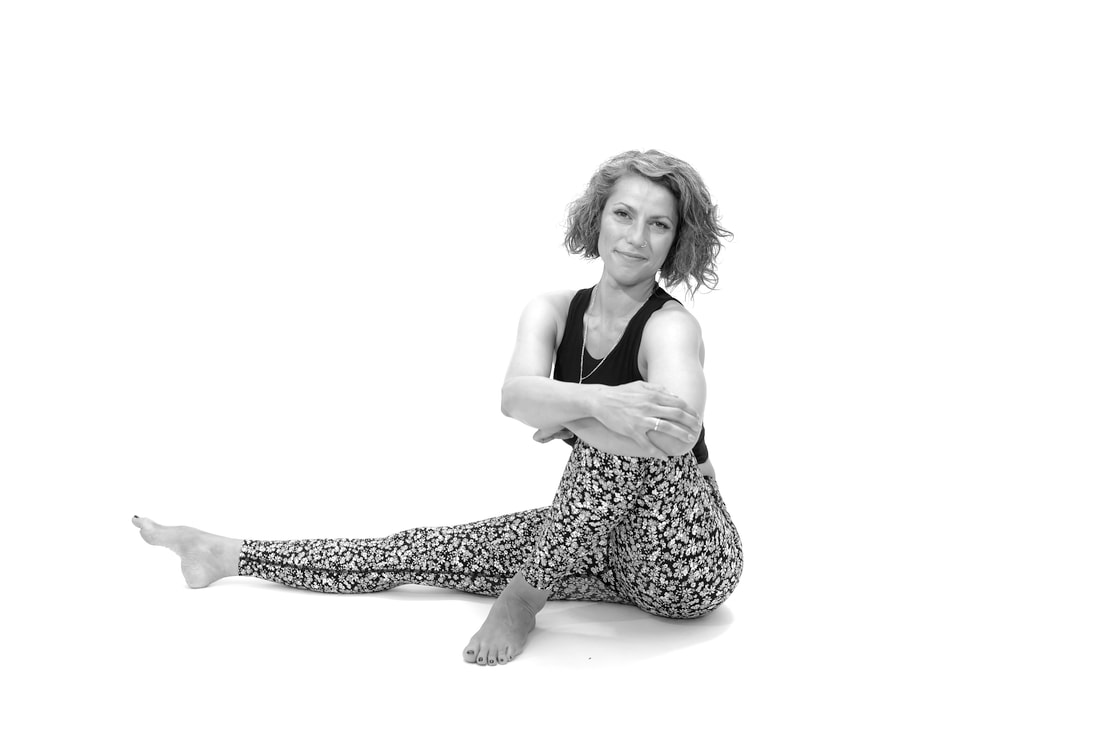 Sarah Grimshaw Armature Pilates Instructor Picture